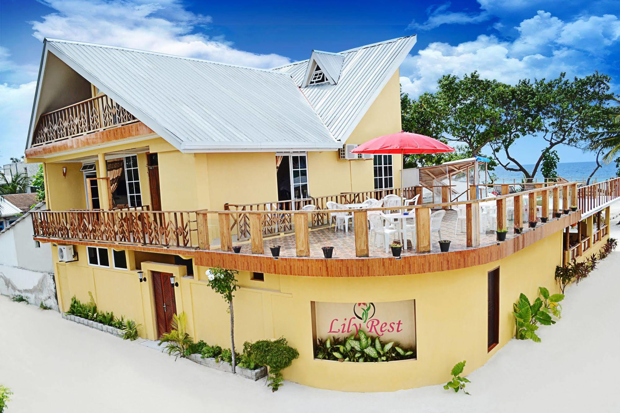 Lily Rest Maldives Maafushi Exterior foto