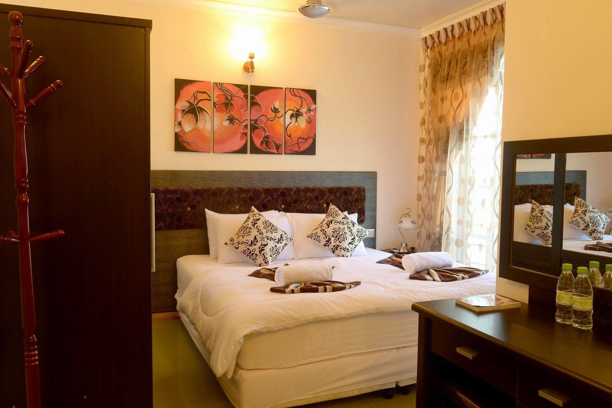 Lily Rest Maldives Maafushi Exterior foto